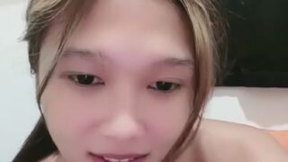 Si Tocil Manis Gatel Trisha Haus Konti