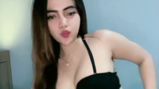 Ruby Cantik Nenen Menggoda