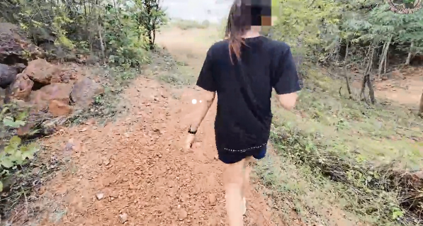 Di Ajak Jalan Jalan Sama Pacar Bonus Ngewe