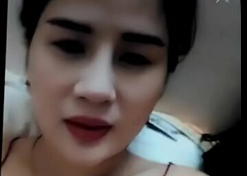 Live Show Hot Tante Toge Menggemaskan