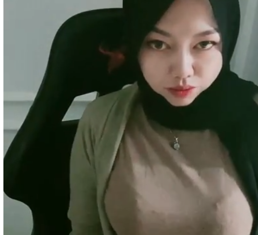 Pesona Mama Muda Hijabers Cantik Tobrut Mango