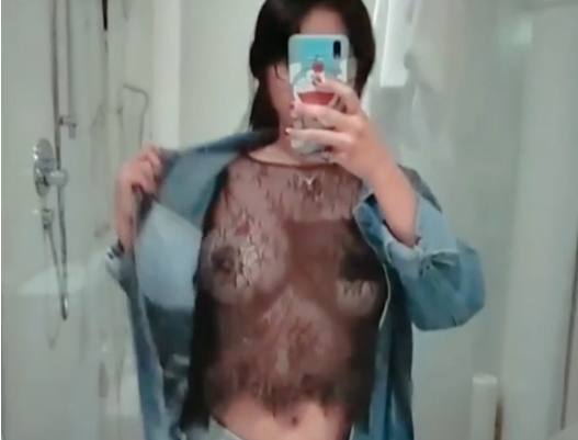 Gila Sih Siskaeee Pamer Togenya Di Jalanan Umum