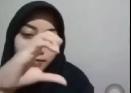 Ukhti Cantik Lepas Jilbab Remas Uting OME TV VCS
