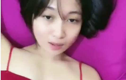 Pinky Imut Live Barangnya Mulus
