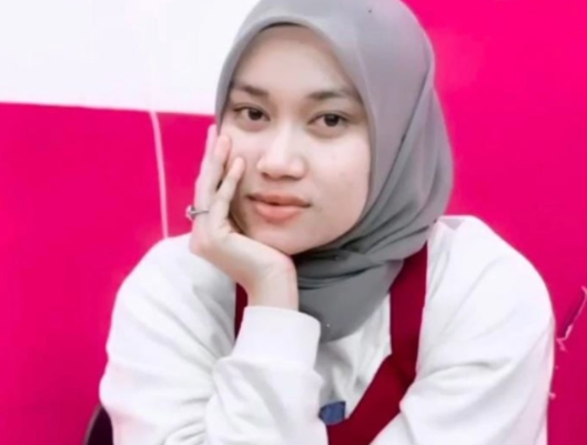FATIEN SYAZWANIE VCS Cari Kenikmatan HQQ Temeni