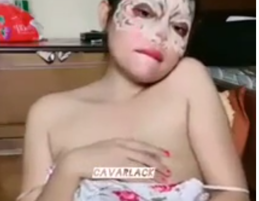 Nayla Live Cari Saweran Sambil Omek Meki Tembamnya