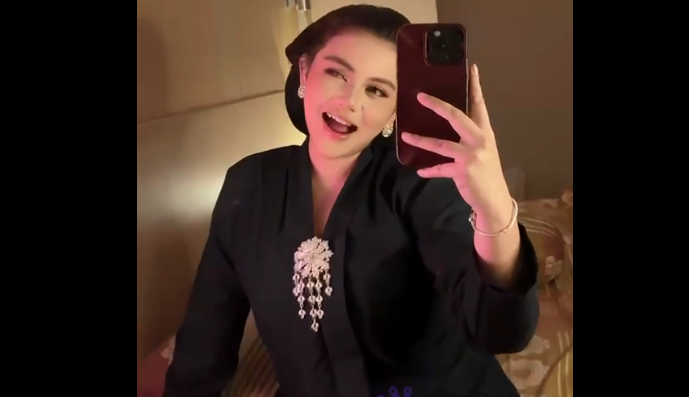 Kemolekan Tubuh Susu Gede Silvanarmy