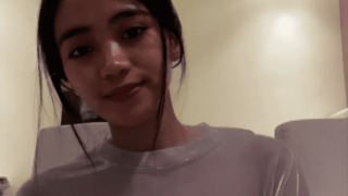 Yuni Mahasiswi Busana Transparan Uting Tocil Live Di Mango